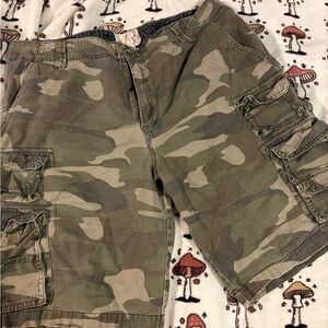 Vintage OP Green Camouflage Cargo Shorts Size 40